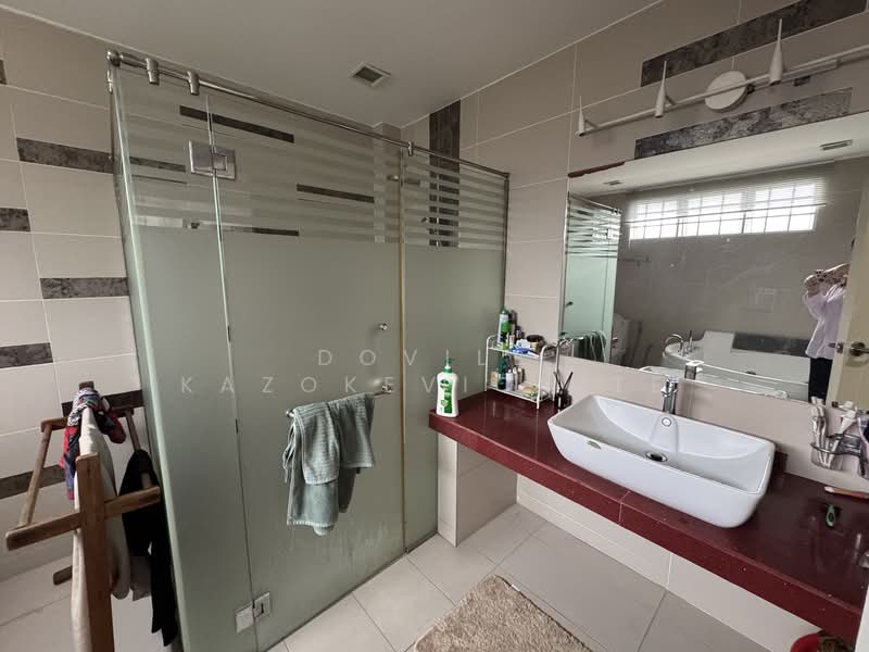 Bungalow for Sale in Bukit Damansara (Damansara Heights) - Dovile Kazokeviciute - Bathroom - PropertyGuru.com.my