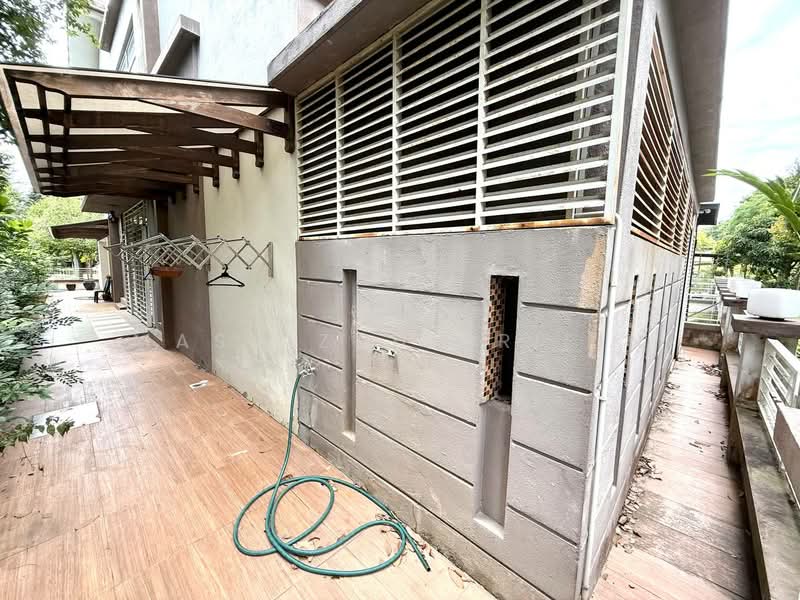 Desiran Bayu Precint 16 Putrajaya untuk Untuk Dijual - RM 1,450,000, Mac 2026 - Exterior - PropertyGuru.com.my