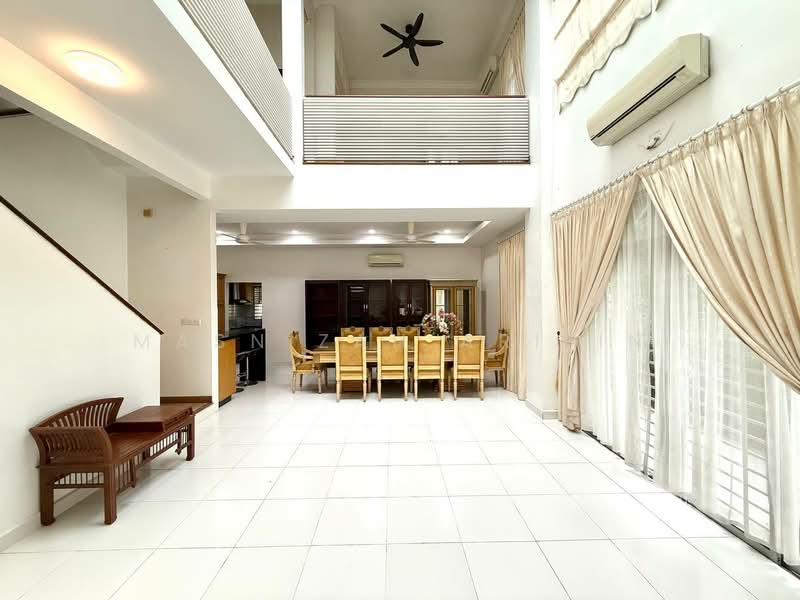 Desiran Bayu Precint 16 Putrajaya untuk Untuk Dijual - RM 1,450,000, Mac 2026 - Living Room - PropertyGuru.com.my