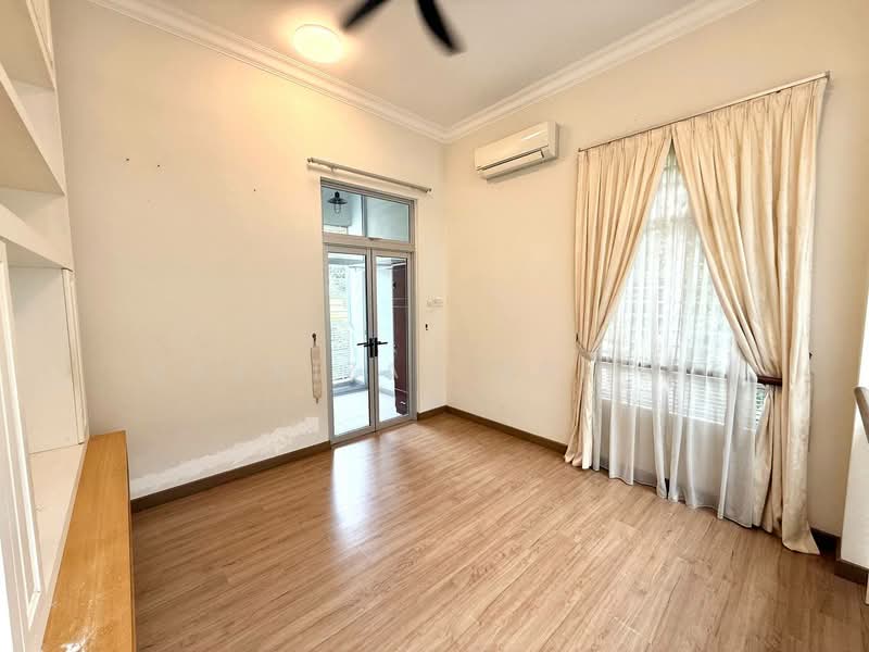Desiran Bayu Precint 16 Putrajaya untuk Untuk Dijual - RM 1,450,000, Mac 2026 - Living Room - PropertyGuru.com.my