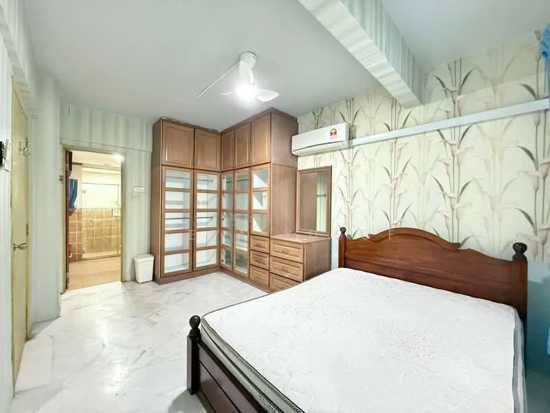 Condominium for Sale at Gurney Heights - Deeya Yusof - Bedroom - PropertyGuru.com.my