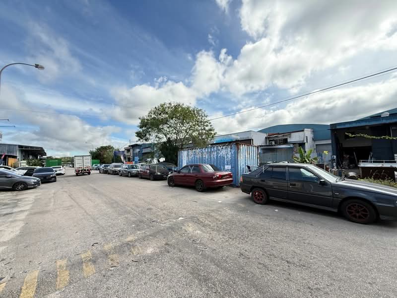 Terrace Factory for Sale in Taman Tan Sri Yaacob (Johor Bahru) - Kelly Wai - Exterior - PropertyGuru.com.my