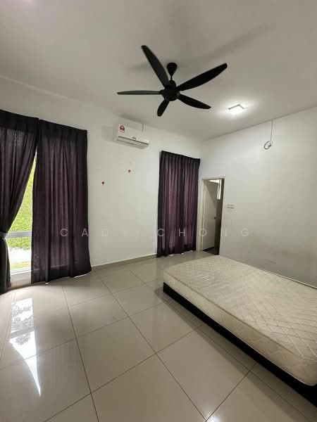 Semi-Detached House for Sale in Senibong Villas (Masai) - Cady Chong - Bedroom - PropertyGuru.com.my