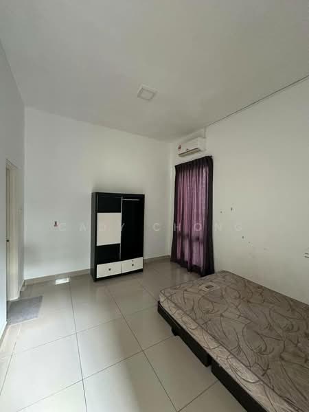 Semi-Detached House for Sale in Senibong Villas (Masai) - Cady Chong - Bedroom - PropertyGuru.com.my