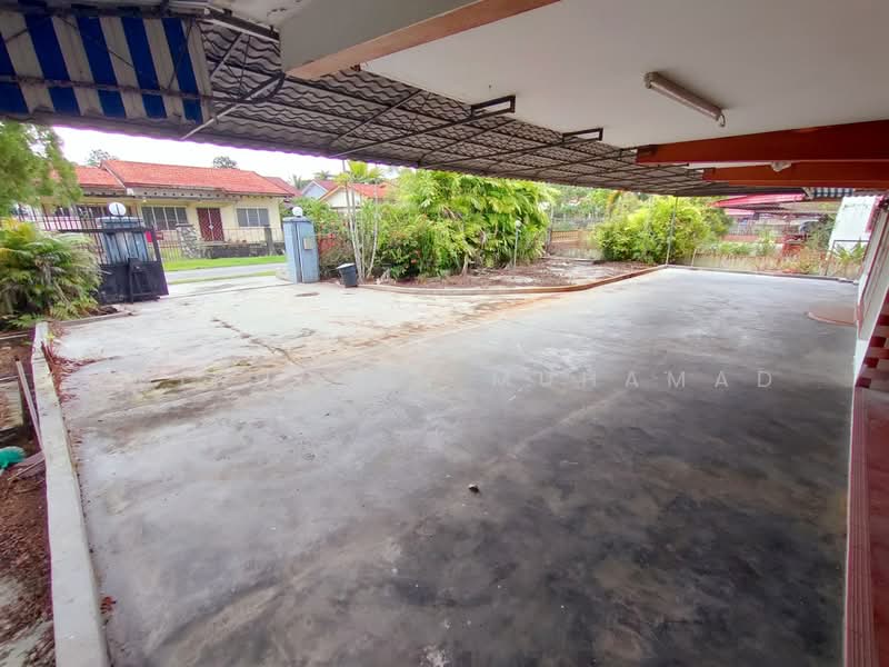 Bungalow for Sale in Teluk Intan (Perak) - Muinuddin Muhamad - Exterior - PropertyGuru.com.my