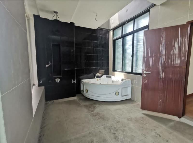 Semi-Detached House for Sale in Taman Nusa Bestari (Iskandar Puteri (Nusajaya)) - Shi May Yeong - Bathroom - PropertyGuru.com.my