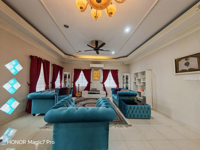 Bungalow for Sale in Seksyen 3 (Bangi) - Ali Idris - Living Room - PropertyGuru.com.my
