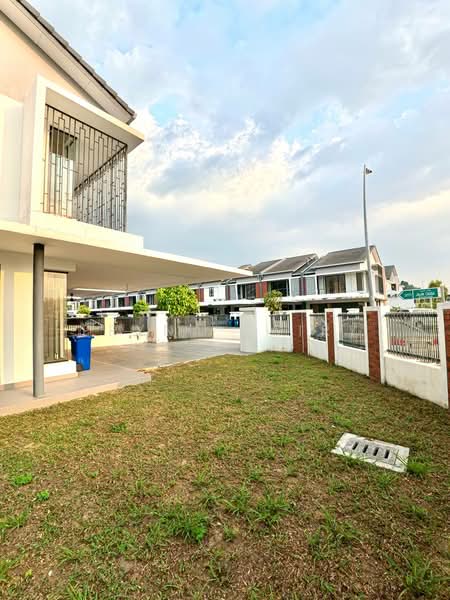2-storey Terraced House for Sale in Elmina (Shah Alam) - Eryna Sairy - Exterior - PropertyGuru.com.my