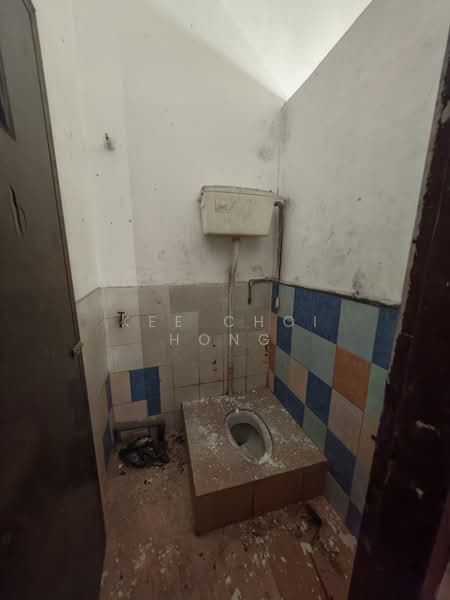 Taman Sejati 2 untuk Untuk Dijual - RM 328,000, Mac 2026 - Bathroom - PropertyGuru.com.my