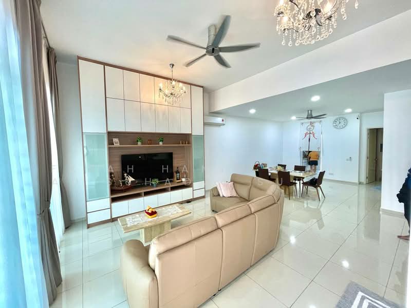 Bungalow for Sale in Semenyih (Selangor) - FARAH HANIM BINTI AD SUHADAK SUHADAK - Living Room - PropertyGuru.com.my