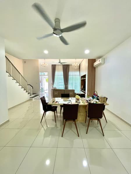 Bungalow for Sale in Semenyih (Selangor) - FARAH HANIM BINTI AD SUHADAK SUHADAK - Living Room - PropertyGuru.com.my