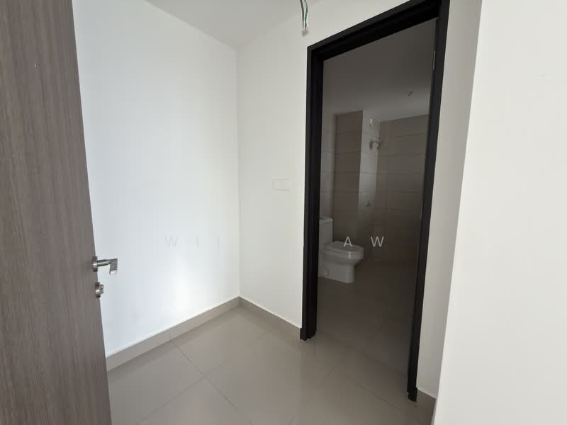 Service Residence for Sale at Vista Tiara (MBW Bay) - Wilson Aw - Bathroom - PropertyGuru.com.my