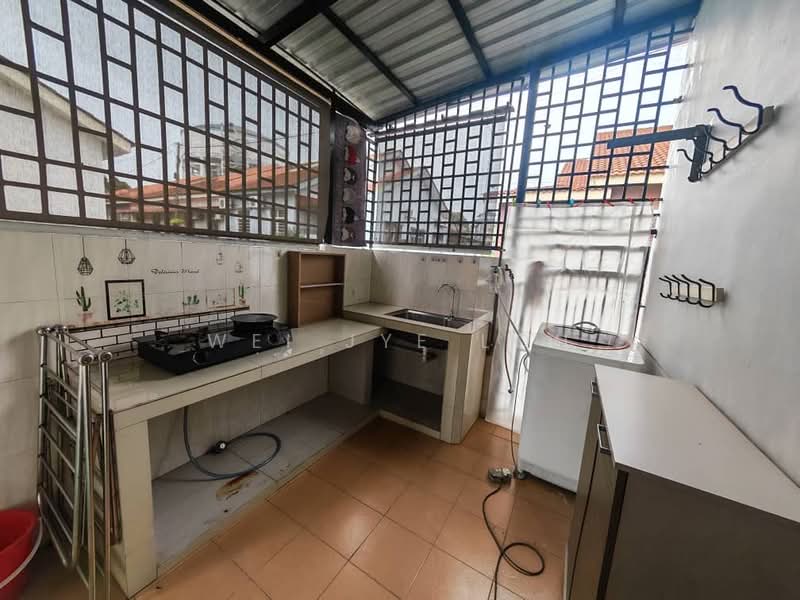Taman Mutiara Rini untuk Untuk Disewa - RM 2,000 /bulan, Feb 2026 - Kitchen - PropertyGuru.com.my