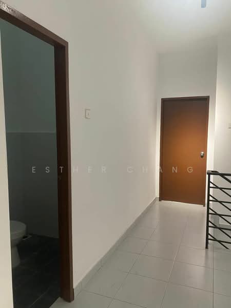 2-storey Terraced House for Sale in Taman Pulai Mutiara (Iskandar Puteri (Nusajaya)) - Esther Chang - Corridor - PropertyGuru.com.my