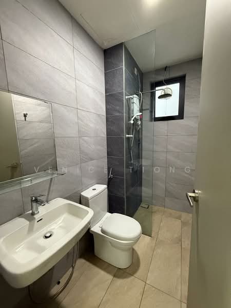 Condominium for Rent at Bennington Residences @ SkyArena - Venice Tiong - Bathroom - PropertyGuru.com.my