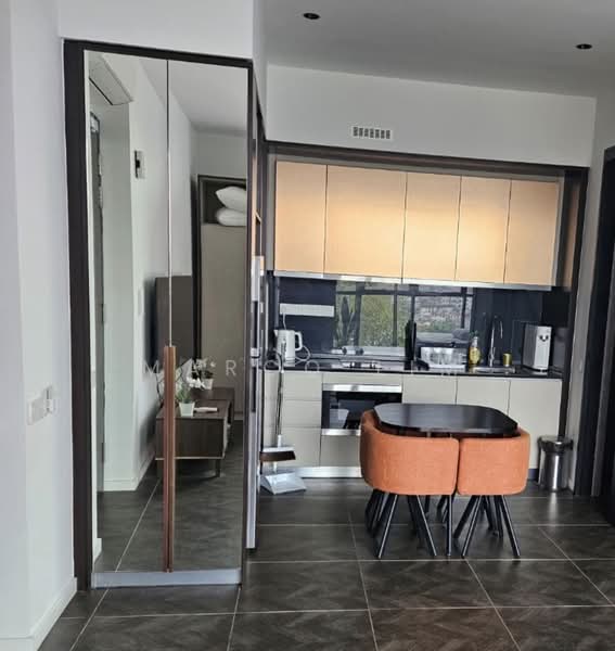 Service Residence for Rent at Scarletz Suites @ KL City Centre - Marco Lim - Kitchen - PropertyGuru.com.my