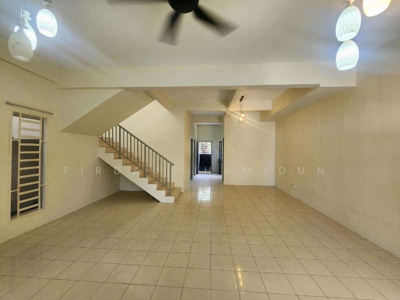 2-storey Terraced House for Sale in Kampung Teluk Panglima Garang (Telok Panglima Garang) - Firdaus Hamidun - PropertyGuru.com.my