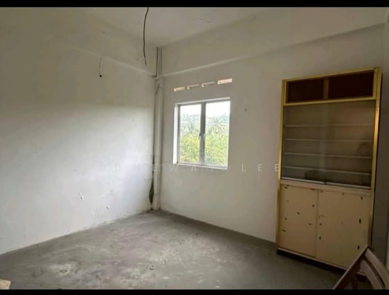Shop for Sale in Jerantut (Pahang) - Juneway Lee - Interior - PropertyGuru.com.my