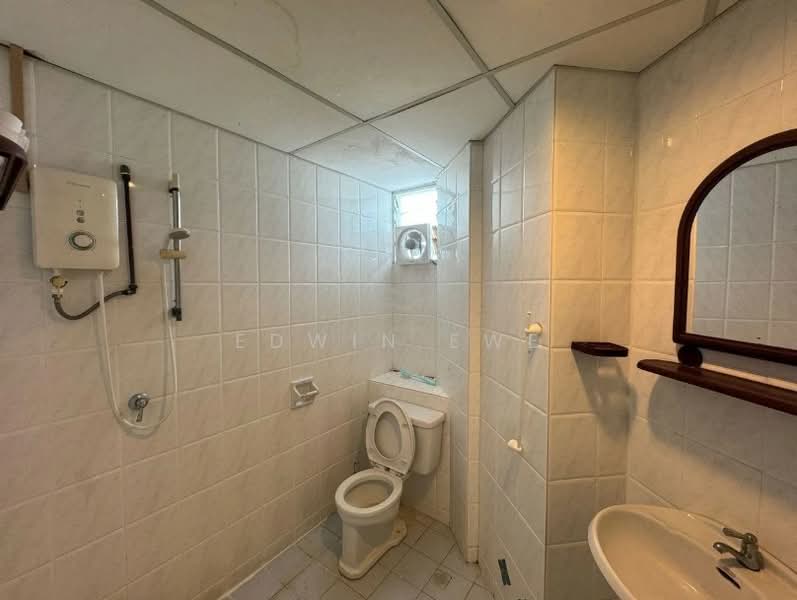 Condominium for Rent at Leader Garden - Edwin Ewe - Bathroom - PropertyGuru.com.my