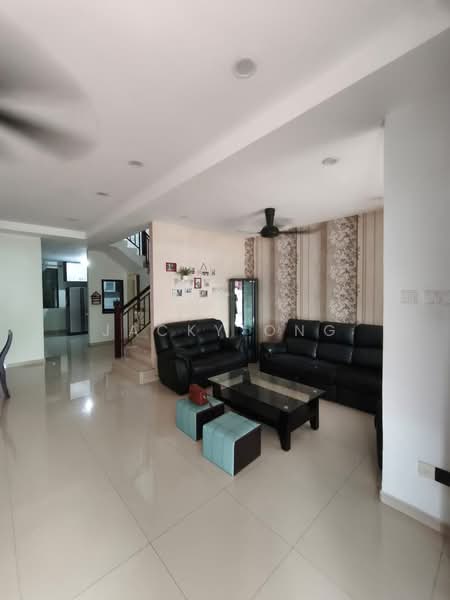 Cluster House for Rent in Austin Heights (Tebrau) - Jacky Ong - Living Room - PropertyGuru.com.my