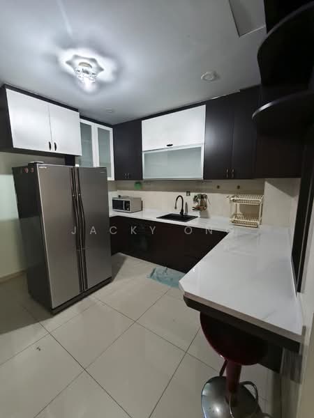 Cluster House for Rent in Austin Heights (Tebrau) - Jacky Ong - Kitchen - PropertyGuru.com.my