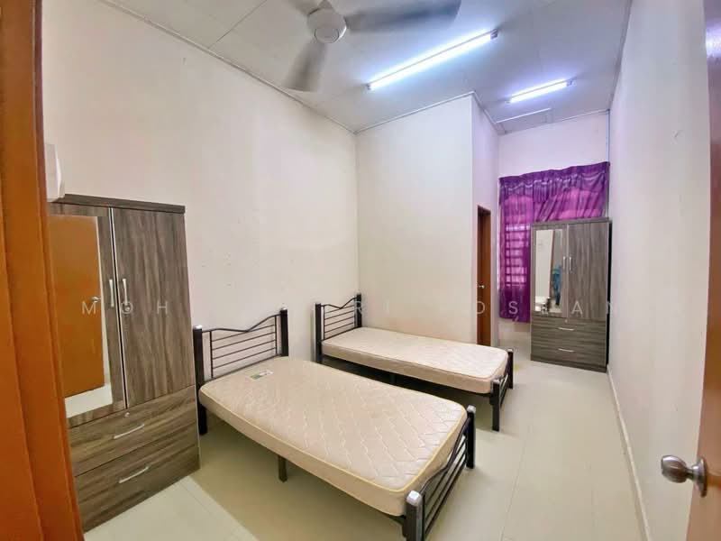 1-storey Terraced House for Sale in Bangi (Selangor) - Mohd Nazri Roslan - Bedroom - PropertyGuru.com.my