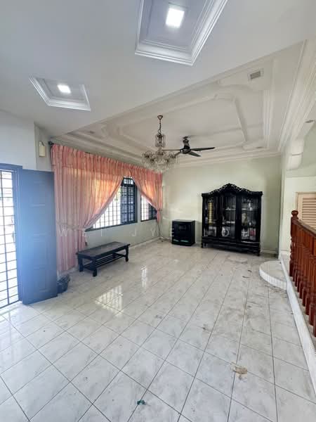 2-storey Terraced House for Rent in Tampoi (Johor) - Wei Jye Loh - Living Room - PropertyGuru.com.my
