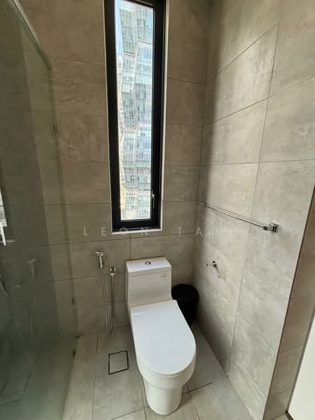 Servis Apartment untuk Disewa di The Sentral Suites - Leon Tan - Bathroom - PropertyGuru.com.my