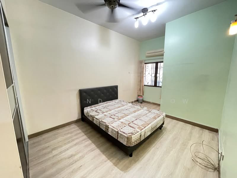 3-storey Terraced House for Sale in Selayang (Selangor) - Edmund CH Leow - Bedroom - PropertyGuru.com.my