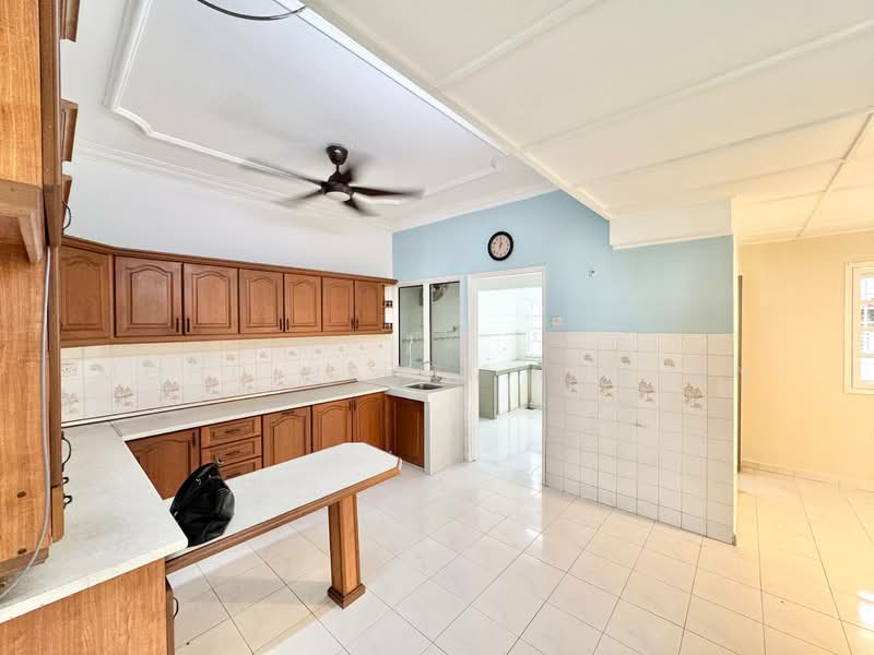 2-storey Terraced House for Sale in Usj 9 (Subang Jaya) - Mohd Nazri Roslan - Kitchen - PropertyGuru.com.my