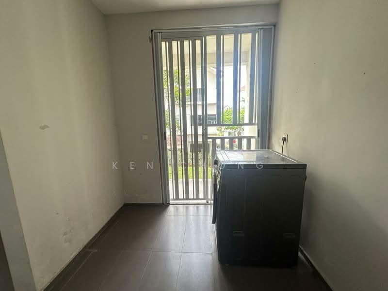 Tamansari, Rawang untuk Untuk Dijual - RM 1,250,000, Feb 2026 - Balcony - PropertyGuru.com.my
