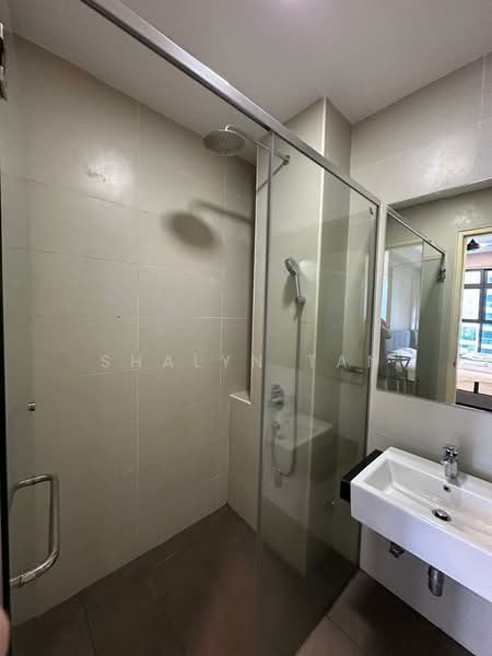 Service Residence for Sale at Atlantis Residences (Pangsapuri Atlantis Kota Syahbandar) - Shalyn Tan - Bathroom - PropertyGuru.com.my