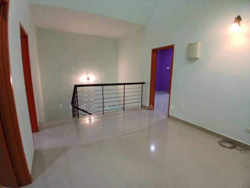2-storey Terraced House for Sale in Denai Alam (Shah Alam) - Tengku Zairi - Interior - PropertyGuru.com.my