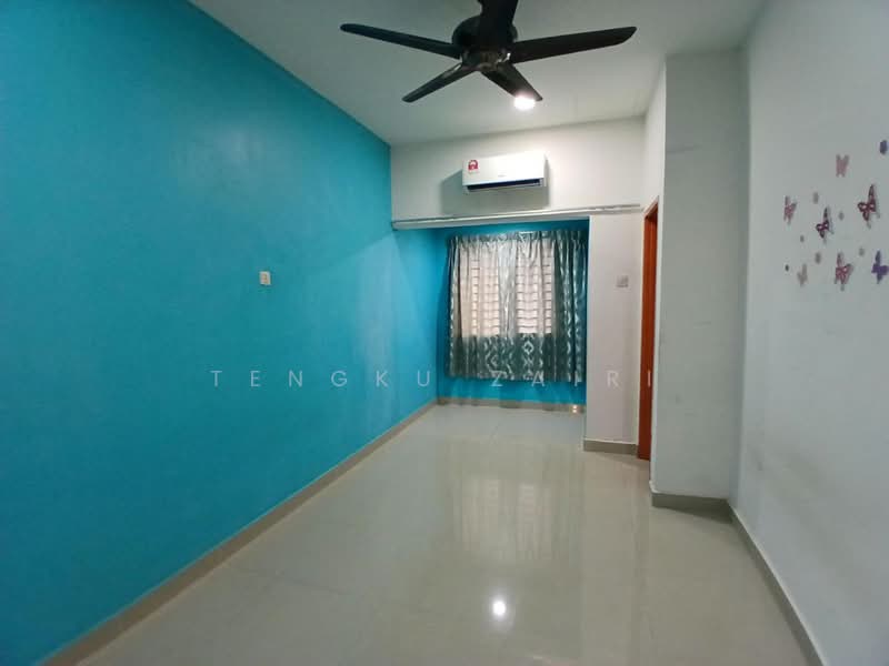 2-storey Terraced House for Sale in Denai Alam (Shah Alam) - Tengku Zairi - Interior - PropertyGuru.com.my