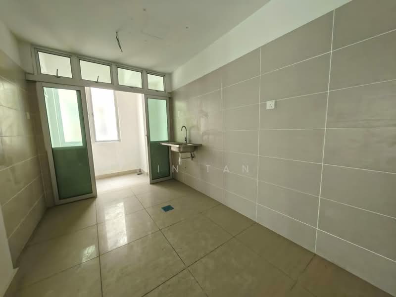 Apartment for Sale at Midori Green (Pangsapuri Hijauan) - Win Tan - Kitchen - PropertyGuru.com.my