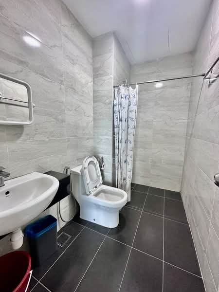 Condominium for Sale at SKS Pavillion Residences - Elaine See - Bathroom - PropertyGuru.com.my