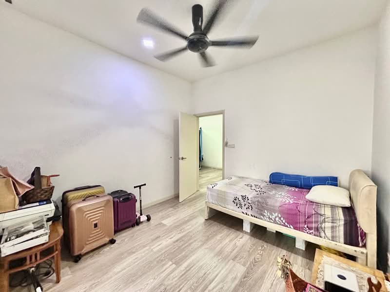 U12, Taman Cahaya Alam untuk Untuk Dijual - RM 899,000, Mac 2026 - Bedroom - PropertyGuru.com.my