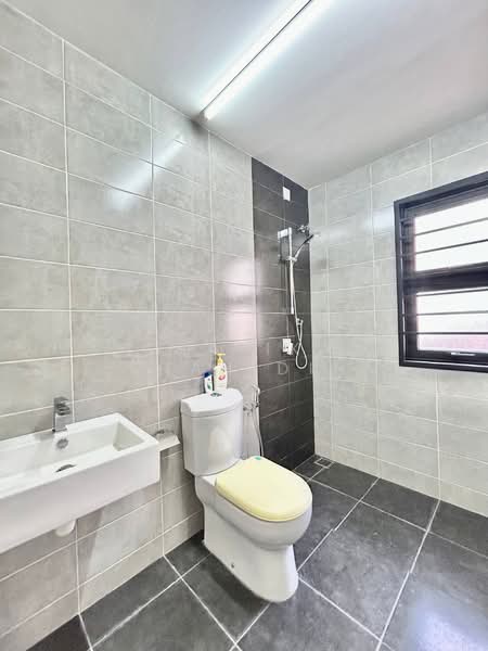 U12, Taman Cahaya Alam untuk Untuk Dijual - RM 899,000, Mac 2026 - Bathroom - PropertyGuru.com.my