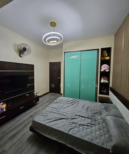 2-storey Terraced House for Sale in Taman Gaya (Ulu Tiram) - Yvonne Lim - Bedroom - PropertyGuru.com.my