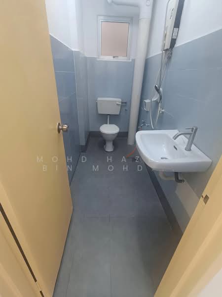 Apartment for Sale at Vista Lavender - Mohd Hazlan bin Mohd Sopi - Bathroom - PropertyGuru.com.my