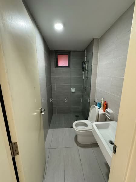 Service Residence for Sale at Gravit8, Klang - Teris Tee - Bathroom - PropertyGuru.com.my