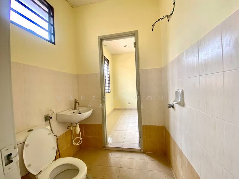 2-storey Terraced House for Sale in Taman Universiti Bangi (Kajang) - Mahzah Mohd Rapiee - PropertyGuru.com.my