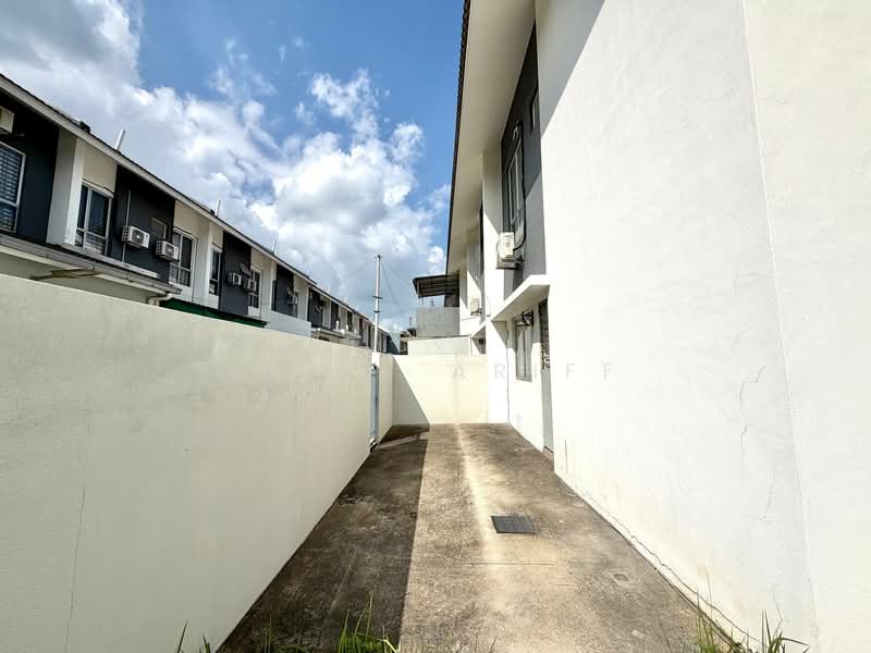 Terraced House for Sale in Rawang (Selangor) - BILYA ARIFF - Exterior - PropertyGuru.com.my
