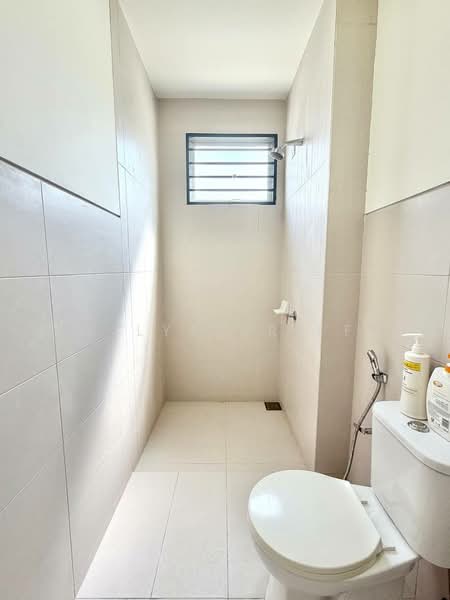 Terraced House for Sale in Rawang (Selangor) - BILYA ARIFF - Bathroom - PropertyGuru.com.my