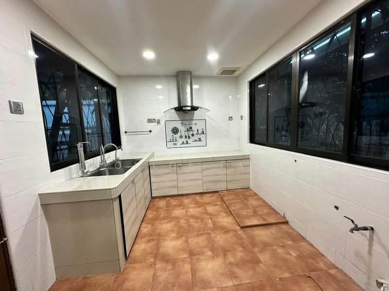 Lagoon Homes untuk Untuk Dijual - RM 1,190,000, Feb 2026 - Kitchen - PropertyGuru.com.my