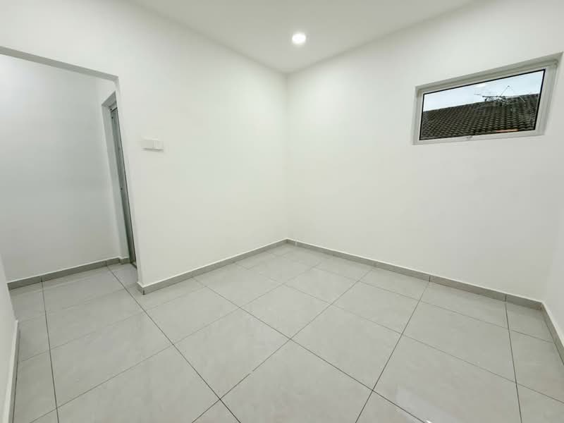 1-storey Terraced House for Sale in Taman Puteri Wangsa (Ulu Tiram) - Win Tan - Interior - PropertyGuru.com.my