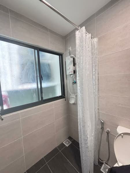 Princeton Suites @ EduSentral untuk Untuk Disewa - RM 1,800 /bulan, Feb 2026 - Bathroom - PropertyGuru.com.my