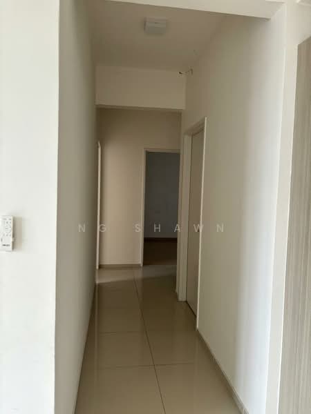 Service Residence for Rent at Gravit8, Klang - Ng Shawn - Corridor - PropertyGuru.com.my
