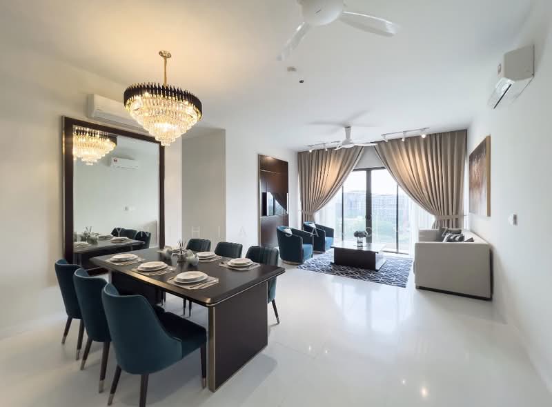 Service Residence for Sale at Mayfair Residences @ Pavilion Embassy - Cynthia Sanchez - Dining Room - PropertyGuru.com.my