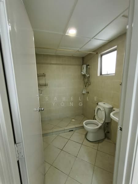 Green Avenue Condominium untuk Untuk Disewa - RM 1,500 /bulan, Feb 2026 - Bathroom - PropertyGuru.com.my